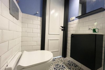 Modernes Badezimmer